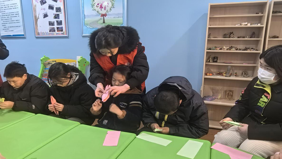 69432635.jpg image003.jpg