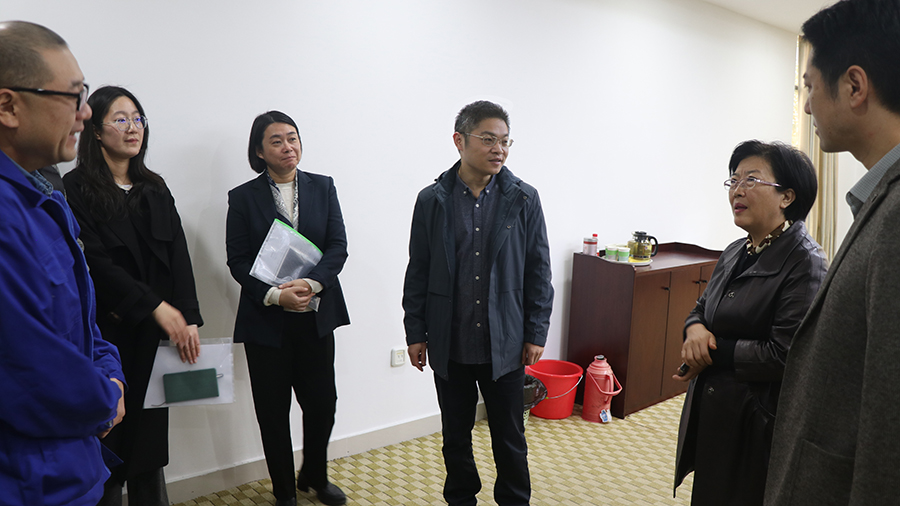 市人社局領(lǐng)導(dǎo)程曉紅、劉圓圓等蒞臨公司走訪調(diào)研